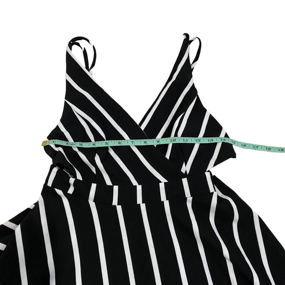 Privy Forever 21 Privately Privileged Black & White Strappy Mini Dress, Size L - Picture 8 of 10
